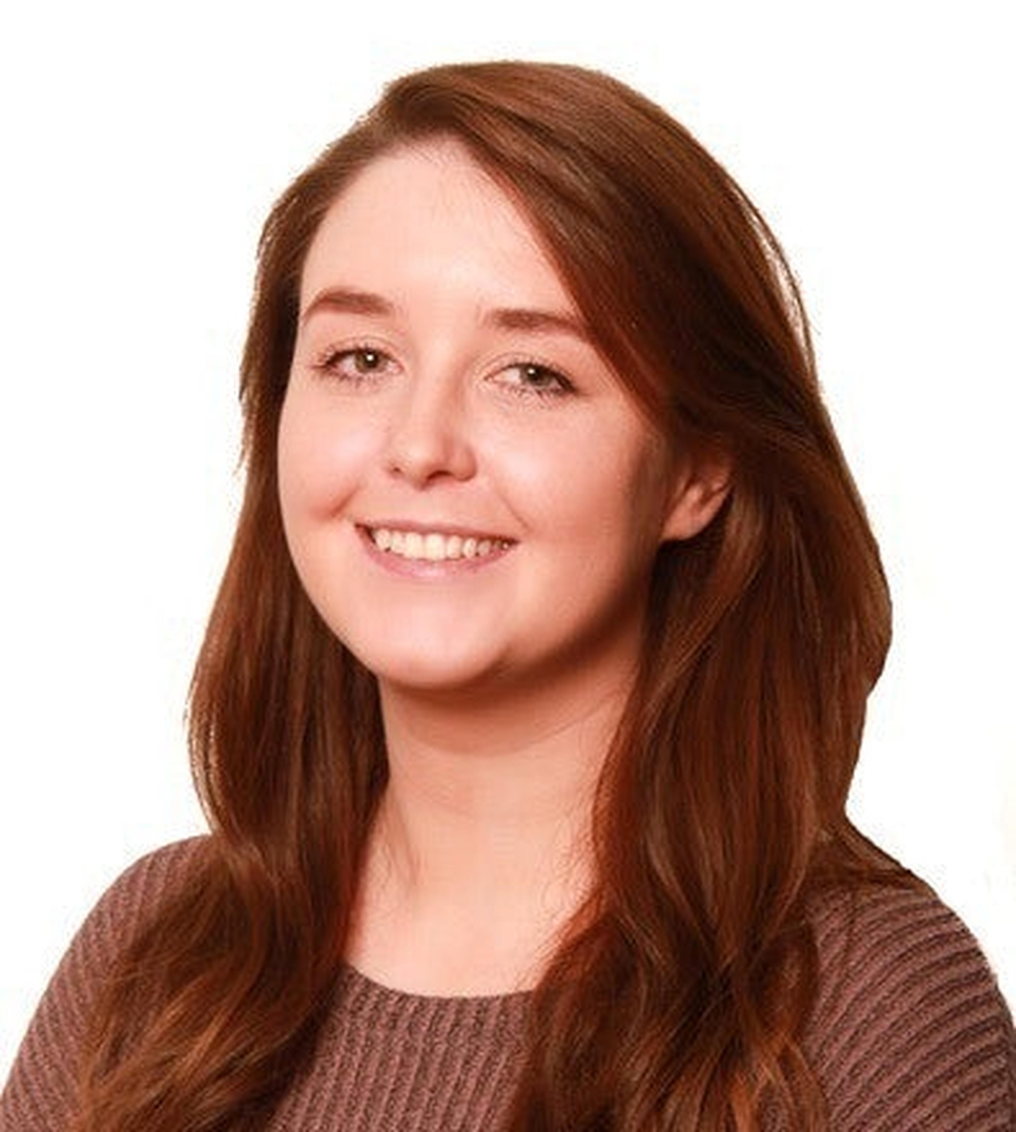  Fiona Harris